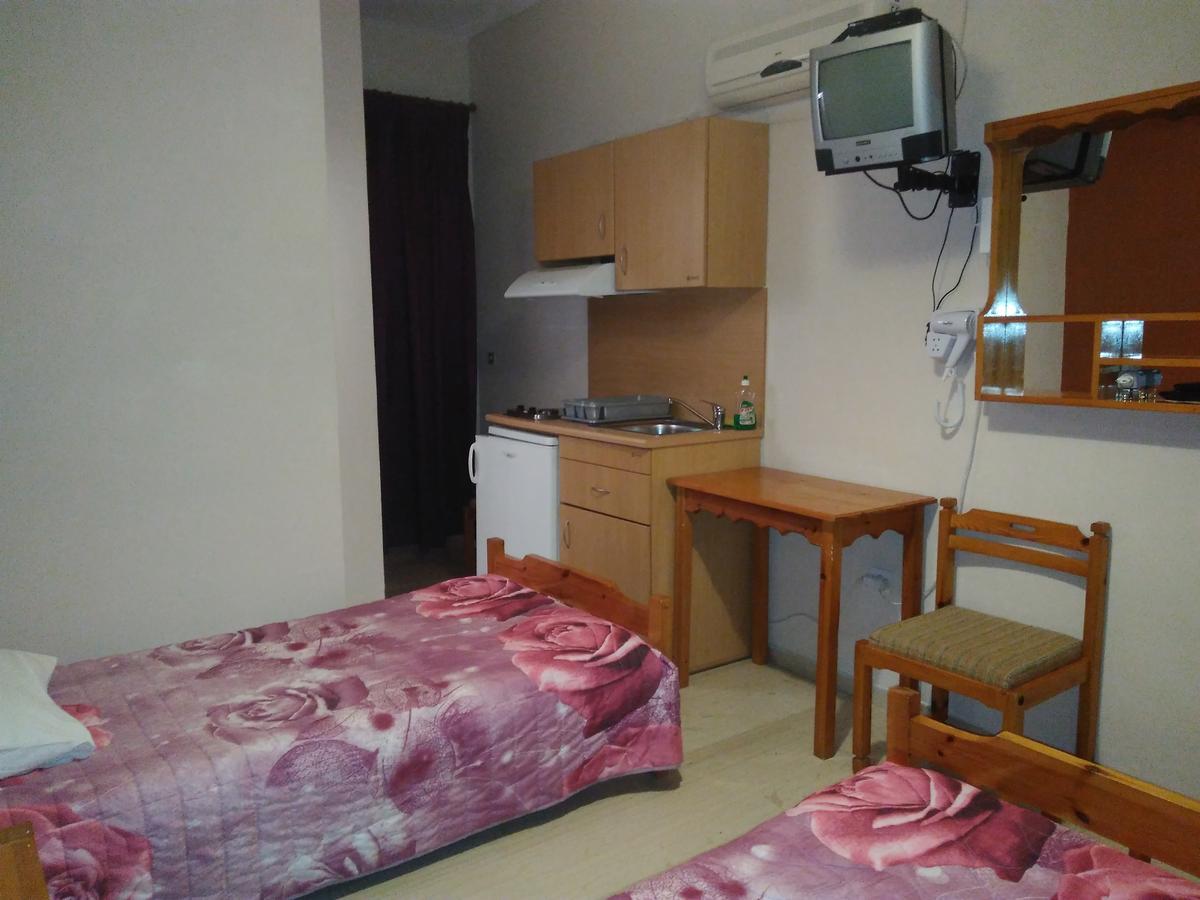 Astir Rooms Poros  Luaran gambar