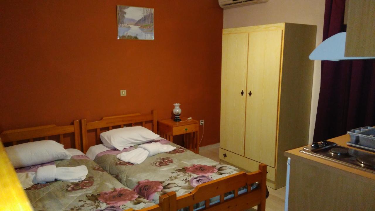 Astir Rooms Poros  Luaran gambar