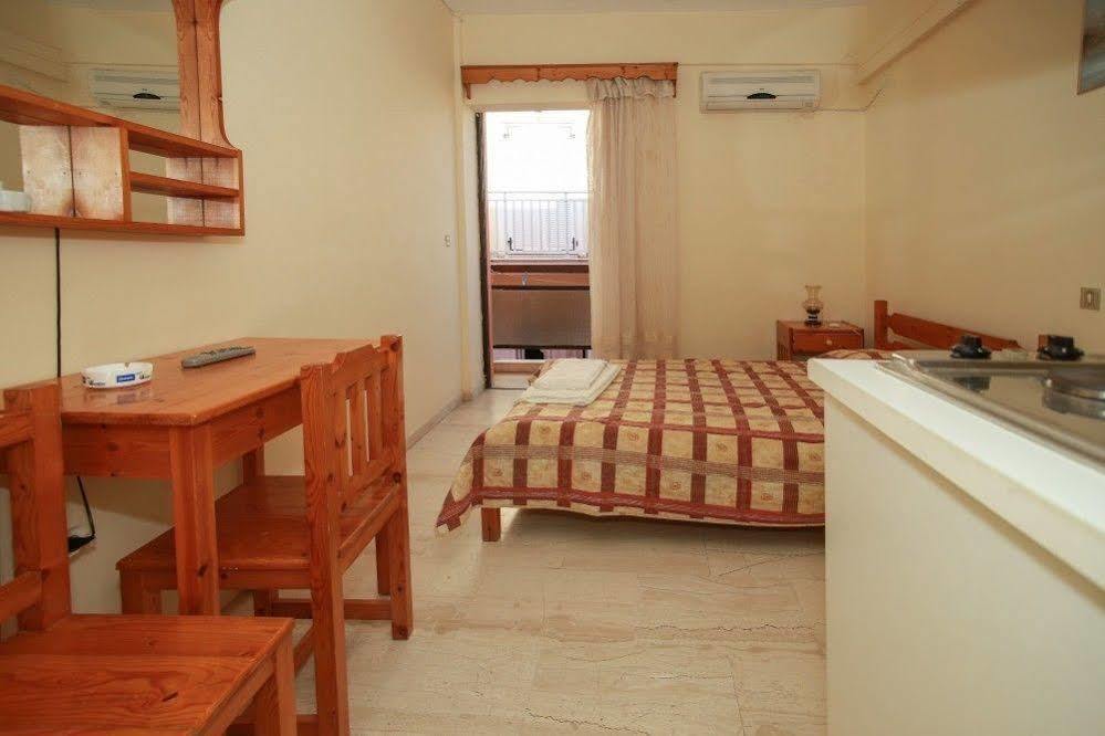 Astir Rooms Poros  Luaran gambar