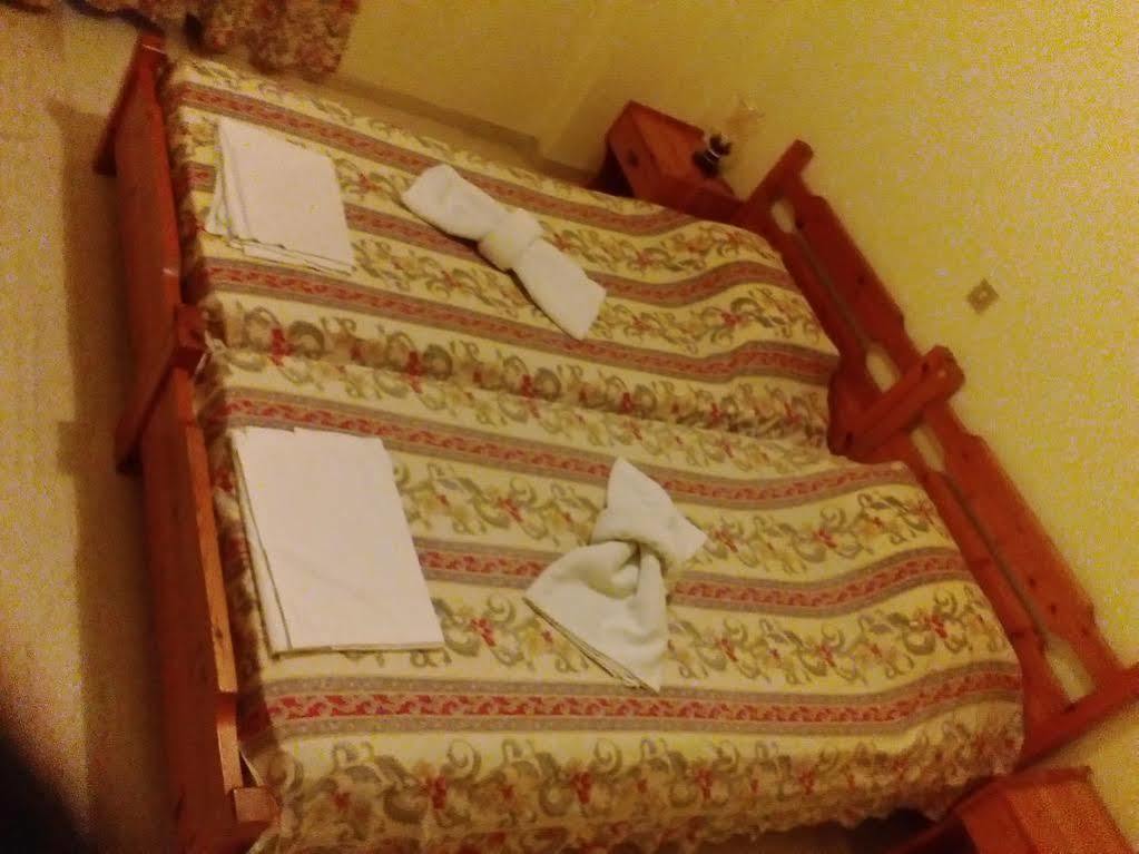 Astir Rooms Poros  Luaran gambar