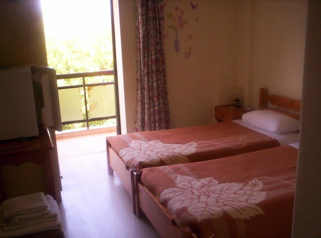 Astir Rooms Poros  Luaran gambar